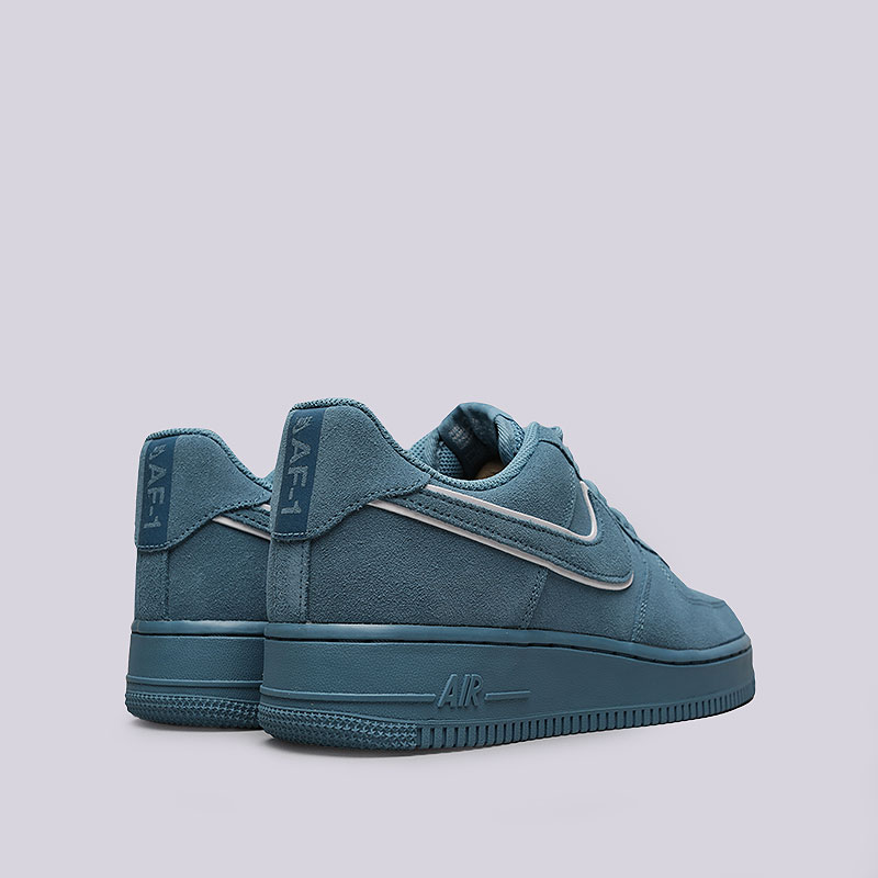 мужские синие кроссовки Nike Air Force 1 '07 LV8 Suede AA1117-400 - цена, описание, фото 4